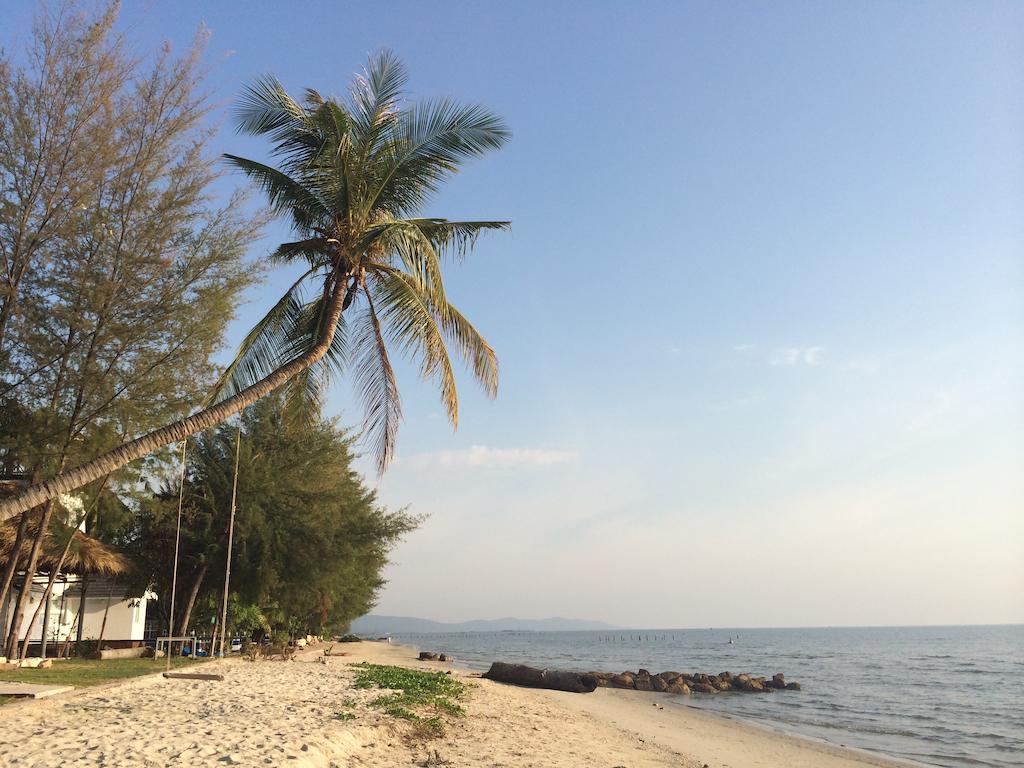 Meet The Sea Hotel Khlong Yai Buitenkant foto