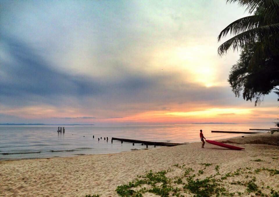 Meet The Sea Hotel Khlong Yai Buitenkant foto